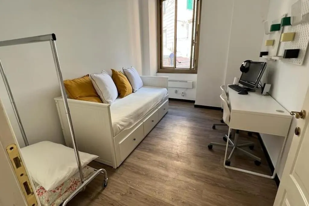 La Finestrella Sul Porto Apartment Genoa Italy