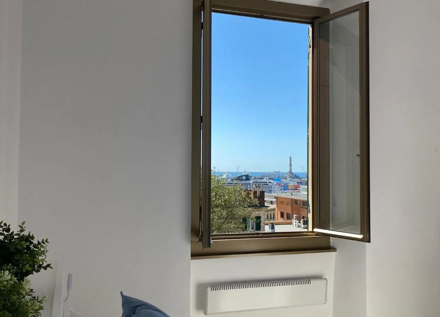 La Finestrella Sul Porto Apartment Genoa Italy
